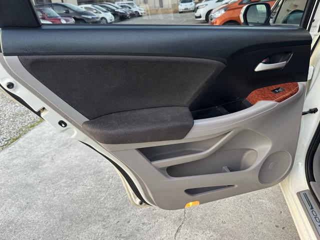 オデッセイ Ｌ　スマートキー／ＥＴＣ／ＡＢＳ／Ｂｌｕｅｔｏｏｔｈ／電動シート／全周囲カメラ／バックカメラ／サイドカメラ／クルーズコントロール／７人乗り／純正アルミホイール／ＨＩＤ／ＤＶＤ／盗難防止システム／エアバッグ（54枚目）