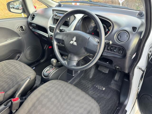 アイミーブ Ｘ　電気自動車／ＢＥＶ／スマートキー／ＬＥＤヘッドライト／シートヒーター／ＡＢＳ／オートエアコン／オートライト／スタッドレスタイヤ付き／運転席エアバッグ助手席エアバッグ／カーテンエアバッグ／取扱説明書（6枚目）