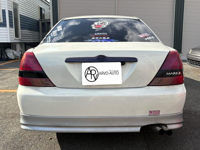 マークII グランデiR-S 110系グランデ/ReinHardマフラー/Vertecホイール/トムス車高調/VERTEXステアリング/クイックリリース/LWシフトノブ/Nスタホーン/純正オプションフルエアロ(10枚目)