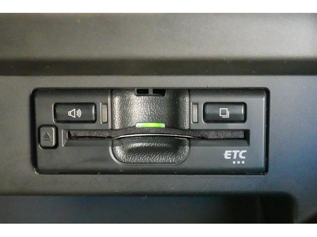 ソリオバンディット ハイブリッドＭＶ　ＤＣＢＳ　純正メモリーナビゲーション　バックカメラ　ＥＴＣ　シートヒーター　フルセグ　ＣＤ　ＤＶＤ再生　ブルートゥース　オートエアコン（20枚目）