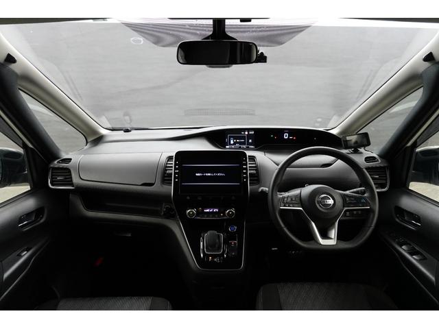 セレナ e-パワー ハイウェイスターV エマージェンシーブレーキ 全方位カメラ付き純正メモリーナビゲーション 後席モニター プロパイロット LEDヘッドライト 両側パワースライドドア(15枚目)