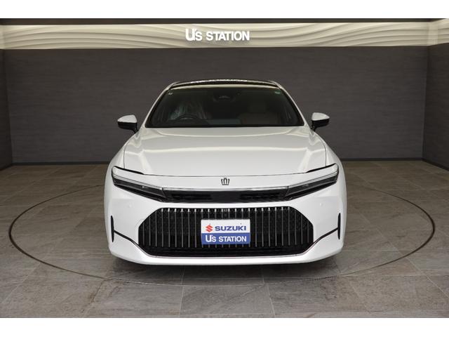 クラウン Ｚ（ＨＥＶ）ブラックパッケージ　トヨタセーフティセンス　ワンオーナー　ディスプレイオーディオ　全方位カメラ　デジタルインナーミラー　前後ドラレコ　ＡＣＣ　フルセグ　Ｂｌｕｅｔｏｏｔｈ　ＥＴＣ２．０　パワーシート　パワーバックドア（3枚目）