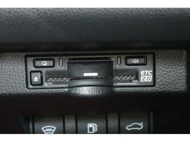 クラウン Ｚ（ＨＥＶ）ブラックパッケージ　トヨタセーフティセンス　ワンオーナー　ディスプレイオーディオ　全方位カメラ　デジタルインナーミラー　前後ドラレコ　ＡＣＣ　フルセグ　Ｂｌｕｅｔｏｏｔｈ　ＥＴＣ２．０　パワーシート　パワーバックドア（12枚目）