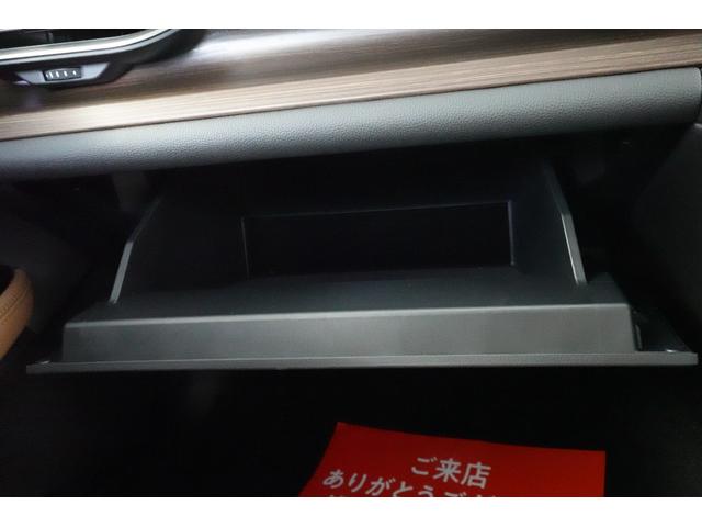 クラウン Ｚ（ＨＥＶ）ブラックパッケージ　トヨタセーフティセンス　ワンオーナー　ディスプレイオーディオ　全方位カメラ　デジタルインナーミラー　前後ドラレコ　ＡＣＣ　フルセグ　Ｂｌｕｅｔｏｏｔｈ　ＥＴＣ２．０　パワーシート　パワーバックドア（38枚目）