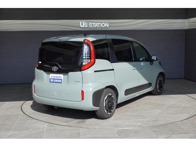 シエンタ ハイブリッドＺ　ＴＳＳ　レンタカーアップ　全方位カメラ付き純正ディスプレイオーディオ　フルセグ　ＥＴＣ　ブルートゥース　ドラレコ　両側パワースライドドア（6枚目）