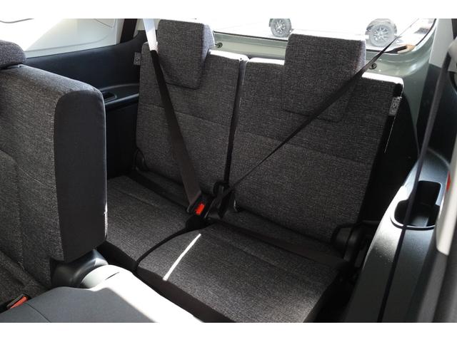 シエンタ ハイブリッドＺ　ＴＳＳ　レンタカーアップ　全方位カメラ付き純正ディスプレイオーディオ　フルセグ　ＥＴＣ　ブルートゥース　ドラレコ　両側パワースライドドア（12枚目）