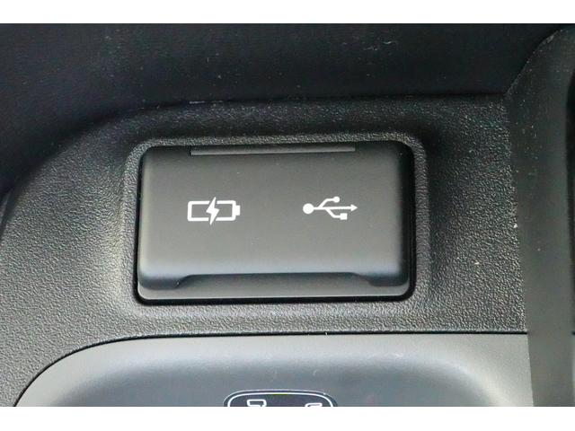 シエンタ ハイブリッドＺ　ＴＳＳ　レンタカーアップ　全方位カメラ付き純正ディスプレイオーディオ　フルセグ　ＥＴＣ　ブルートゥース　ドラレコ　両側パワースライドドア（24枚目）