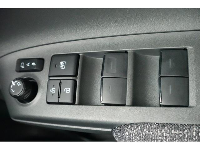 シエンタ ハイブリッドＺ　ＴＳＳ　レンタカーアップ　全方位カメラ付き純正ディスプレイオーディオ　フルセグ　ＥＴＣ　ブルートゥース　ドラレコ　両側パワースライドドア（32枚目）