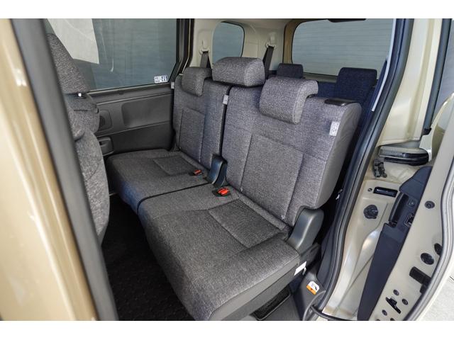 シエンタ ハイブリッドＺ　ＴＳＳ　レンタカーアップ　全方位カメラ付き純正ディスプレイオーディオ　フルセグ　ＥＴＣ　ブルートゥース　ドラレコ　両側パワースライドドア（11枚目）