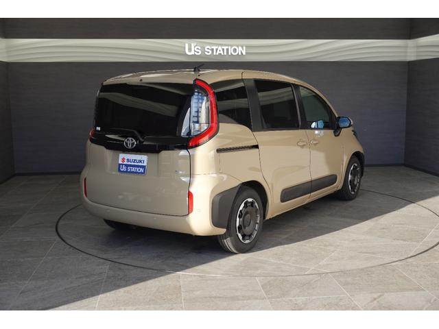 シエンタ ハイブリッドＺ　ＴＳＳ　レンタカーアップ　全方位カメラ付き純正ナビ　フルセグ　ＥＴＣ　Ｂｌｕｅｔｏｏｔｈ　ドラレコ　両側パワースライドドア（7枚目）