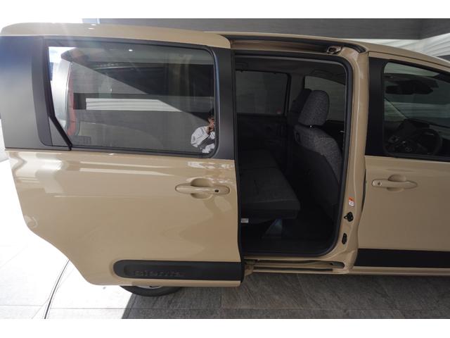 シエンタ ハイブリッドＺ　ＴＳＳ　レンタカーアップ　全方位カメラ付き純正ナビ　フルセグ　ＥＴＣ　Ｂｌｕｅｔｏｏｔｈ　ドラレコ　両側パワースライドドア（10枚目）