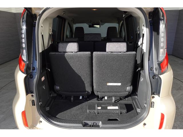 シエンタ ハイブリッドＺ　ＴＳＳ　レンタカーアップ　全方位カメラ付き純正ナビ　フルセグ　ＥＴＣ　Ｂｌｕｅｔｏｏｔｈ　ドラレコ　両側パワースライドドア（17枚目）