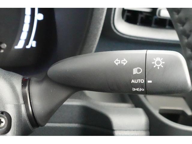 シエンタ ハイブリッドＺ　ＴＳＳ　レンタカーアップ　全方位カメラ付き純正ナビ　フルセグ　ＥＴＣ　Ｂｌｕｅｔｏｏｔｈ　ドラレコ　両側パワースライドドア（43枚目）