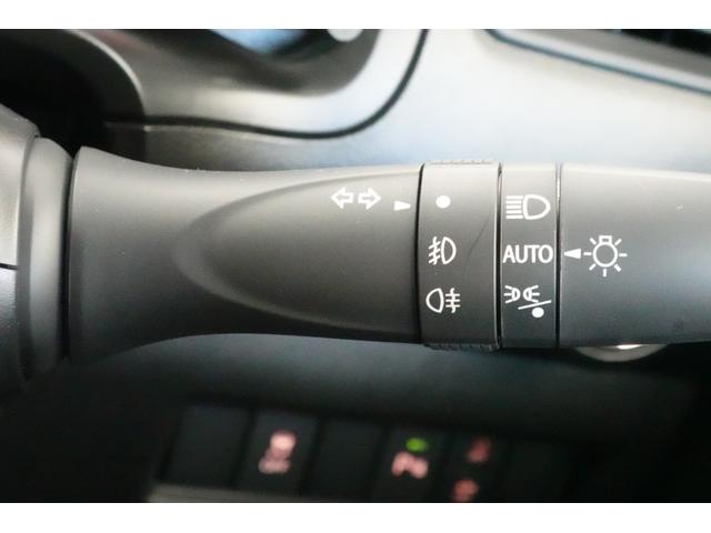 スイフトスポーツ ＺＣ３３Ｓ　ファイナルエディション　ＤＳＢＳ　６ＭＴ　ターボ　全方位カメラ　シートヒーター　ＡＣＣ　ＬＥＤヘッドライト　ＬＥＤフォグライト　ステアリングオーディオスイッチ　オートライト（24枚目）