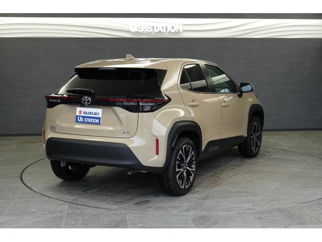 ヤリスクロス ハイブリッドＺ　トヨタセーフティセンス　全方位カメラ付き純正メモリーナビ　ドラレコ　シートヒーター　Ｂｌｕｅｔｏｏｔｈ　ＥＴＣ２．０　フルセグ　ＡＣＣ　ステアリングオーディオスイッチ　ＬＥＤヘッドライト（6枚目）