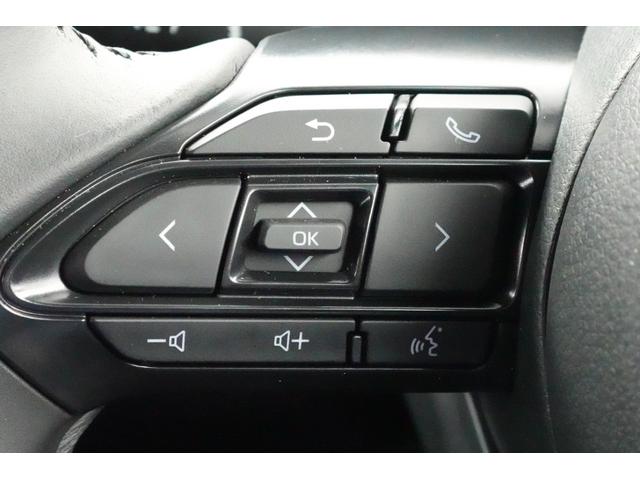 ヤリスクロス ハイブリッドＺ　トヨタセーフティセンス　全方位カメラ付き純正メモリーナビ　ドラレコ　シートヒーター　Ｂｌｕｅｔｏｏｔｈ　ＥＴＣ２．０　フルセグ　ＡＣＣ　ステアリングオーディオスイッチ　ＬＥＤヘッドライト（12枚目）