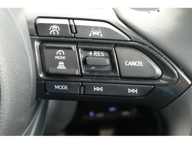ヤリスクロス ハイブリッドＺ　トヨタセーフティセンス　全方位カメラ付き純正メモリーナビ　ドラレコ　シートヒーター　Ｂｌｕｅｔｏｏｔｈ　ＥＴＣ２．０　フルセグ　ＡＣＣ　ステアリングオーディオスイッチ　ＬＥＤヘッドライト（13枚目）