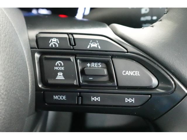 ヤリスクロス ハイブリッドＺ　トヨタセーフティセンス　全方位カメラ　トヨタセーフティセンス　全方位カメラ付き純正メモリーナビ　ドラレコ　シートヒーター　ＡＣＣ　フルセグ　Ｂｌｕｅｔｏｏｔｈ　ＥＴＣ　ＬＥＤヘッドライト（12枚目）