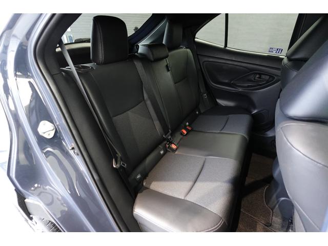 ヤリスクロス ハイブリッドＺ　トヨタセーフティセンス　全方位カメラ付き純正メモリーナビ　ドラレコ　シートヒーター　Ｂｌｕｅｔｏｏｔｈ　ＥＴＣ　フルセグ　ステアリングオーディオスイッチ　ＡＣＣ（14枚目）