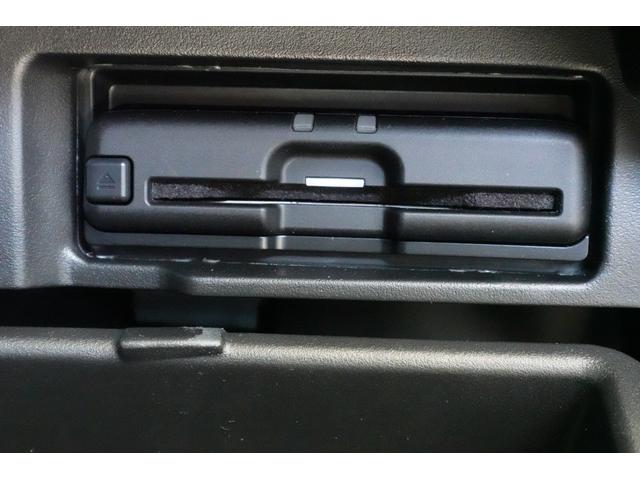 セレナ ｅ－パワー　ハイウェイスターＶ　エマージェンシーブレーキ　純正ナビ　フルセグ　ＣＤ　ＤＶＤ再生　ＥＴＣ　ドラレコ　バックカメラ　両側パワースライドドア　ＬＥＤヘッドライト　プロパイロット（19枚目）