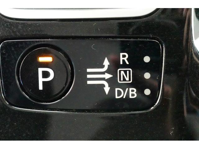 セレナ ｅ－パワー　ハイウェイスターＶ　エマージェンシーブレーキ　純正ナビ　フルセグ　ＣＤ　ＤＶＤ再生　ＥＴＣ　ドラレコ　バックカメラ　両側パワースライドドア　ＬＥＤヘッドライト　プロパイロット（33枚目）