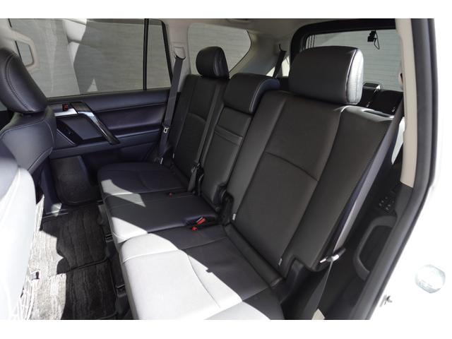 ランドクルーザープラド TX Lパッケージ トヨタセーフティセンス ワンオーナー 社外エアロ 純正メモリーナビ フロントカメラ バックカメラ ドラレコ シートヒーター フルセグ CD再生 DVD再生 Bluetooth ETC ACC(17枚目)