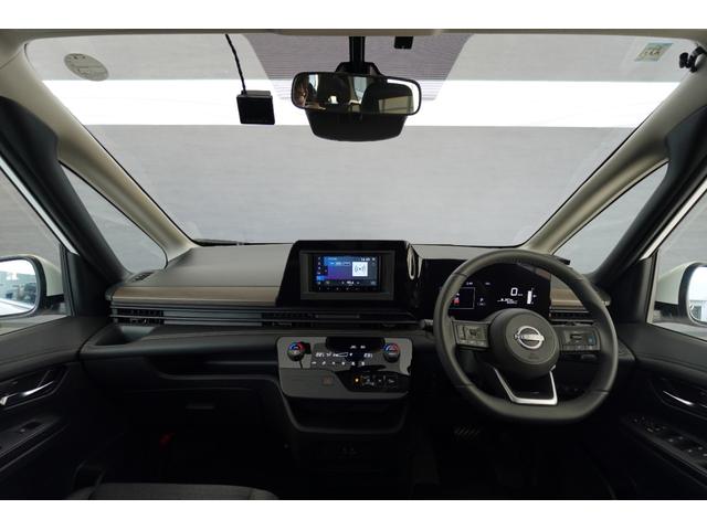 セレナ ハイウェイスターV エマージェンシーブレーキ プロパイロット 社外メモリーナビ ETC Bluetooth 両側パワースライドドア LEDヘッドライト レンタカーアップ(16枚目)