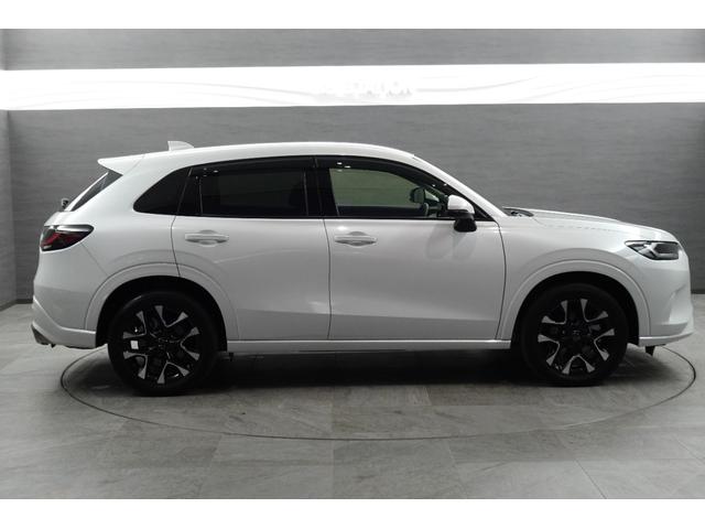 ＺＲ－Ｖ ｅ：ＨＥＶ　Ｚ　ホンダセンシング　全方位カメラ付き純正ナビ　前後ドラレコ　シートヒーター　フルセグ　Ｂｌｕｅｔｏｏｔｈ　ＥＴＣ２，０　ＡＣＣ　ＬＥＤヘッドライト　パワーシート（5枚目）