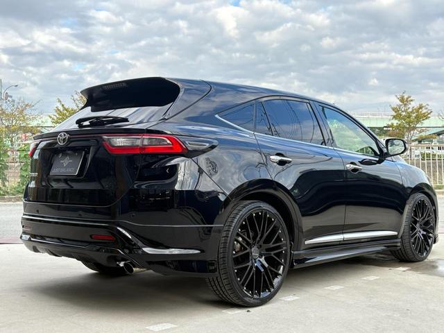 フロントに負けない迫力です！カールソン２２インチが良い味を出しています！！