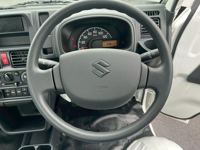 キャリイトラック KCエアコン・パワステ 登録届出済未使用車 スズキセーフティサポート 4WD 衝突軽減 車線逸脱警報 ソナー アイドリングストップ オートライト オートハイビーム キーレス ソナー スペアキー 取説 保証書 集中ドアロック(9枚目)