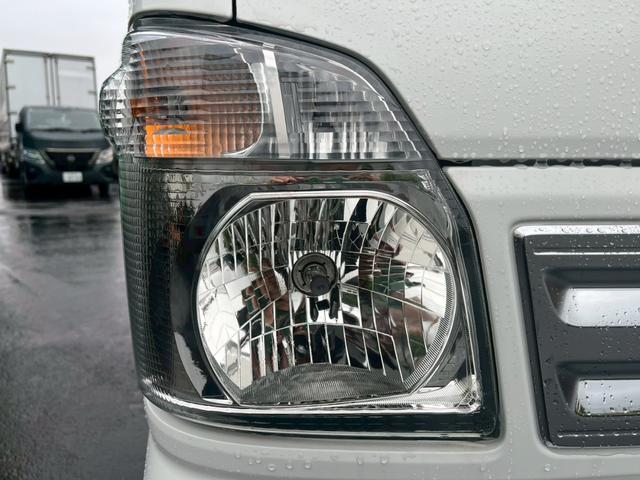 キャリイトラック KCエアコン・パワステ 登録届出済未使用車 スズキセーフティサポート 4WD 衝突軽減 車線逸脱警報 ソナー アイドリングストップ オートライト オートハイビーム キーレス ソナー スペアキー 取説 保証書 集中ドアロック(19枚目)