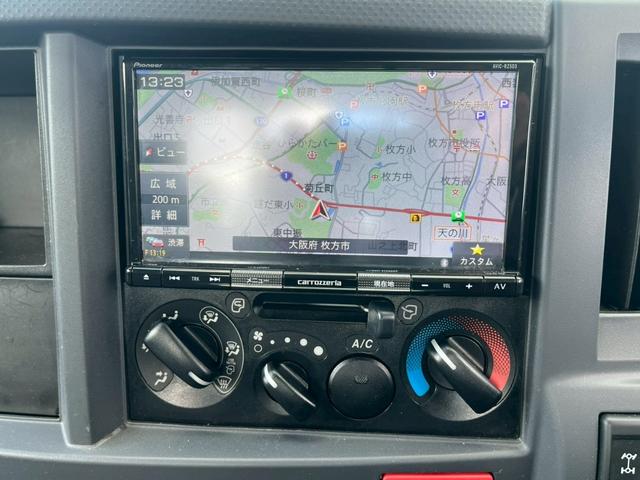 タイタントラック 3.0Dターボ フルフラットローDX 4WD 10尺 積載1550kg メモリーナビ ETC 衝突軽減システム 4WD アイドリングストップ ダブルエアバック DVD再生 Bluetooth 荷室寸法長さ312cm×幅162cm×高さ38cm(4枚目)