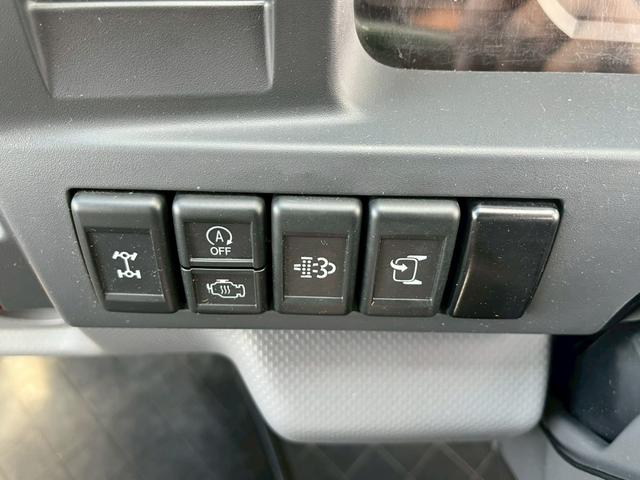 タイタントラック 3.0Dターボ フルフラットローDX 4WD 10尺 積載1550kg メモリーナビ ETC 衝突軽減システム 4WD アイドリングストップ ダブルエアバック DVD再生 Bluetooth 荷室寸法長さ312cm×幅162cm×高さ38cm(9枚目)