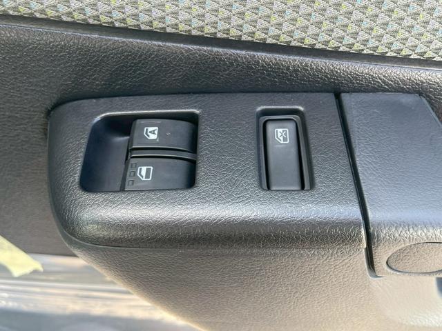 タウンエースバン GL 登録済未使用車 衝突軽減 車線逸脱警報 アイドリングストップ オートハイビーム キーレス ソナー Wエアバッグ ESC ABS パワステ PW 光軸調整 取説 保証書 集中ドアロック(2枚目)