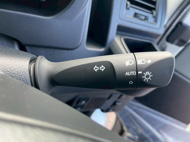 タウンエースバン GL 登録済未使用車 衝突軽減 車線逸脱警報 アイドリングストップ オートハイビーム キーレス ソナー Wエアバッグ ESC ABS パワステ PW 光軸調整 取説 保証書 集中ドアロック(19枚目)