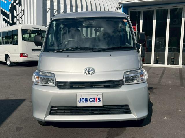 タウンエースバン GL 登録済未使用車 衝突軽減 車線逸脱警報 アイドリングストップ オートハイビーム キーレス ソナー Wエアバッグ ESC ABS パワステ PW 光軸調整 取説 保証書 集中ドアロック(32枚目)