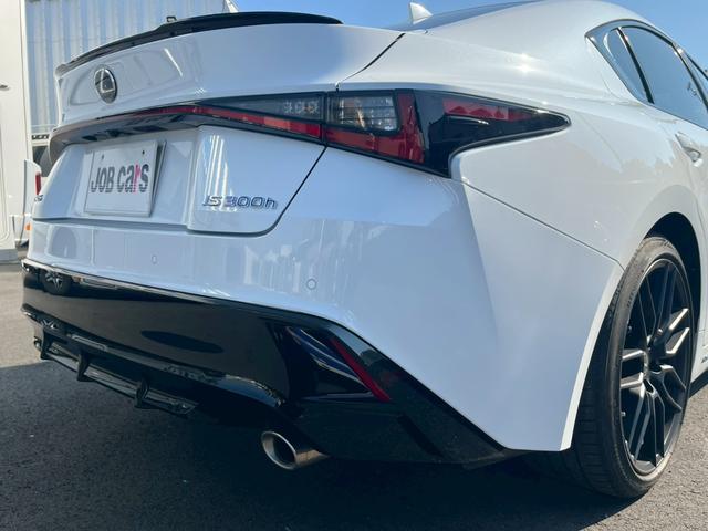 ＩＳ ＩＳ３００ｈ　ＦスポーツモードブラックＳ　ワンオーナー　純正ナビ　フルセグ　全方位カメラ　衝突軽減　車線逸脱警報　ＴＺドラレコ前後　ＴＺレーダー　サンルーフ　クルーズコントロール　パワーシート　純正アルミ１９インチ　ＥＴＣ２．０　ソナー（12枚目）