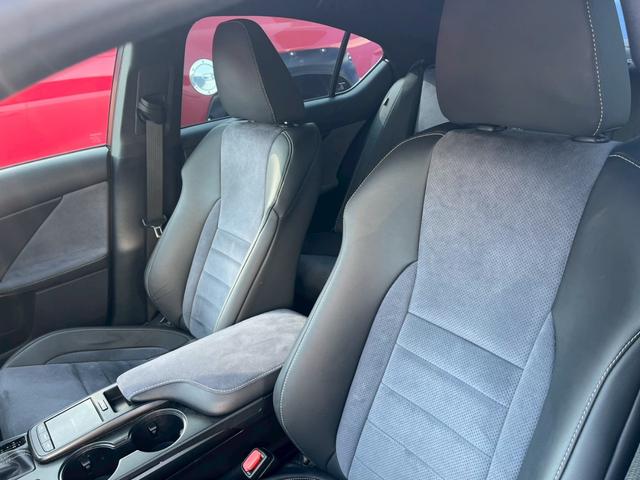 ＩＳ ＩＳ３００ｈ　ＦスポーツモードブラックＳ　ワンオーナー　純正ナビ　フルセグ　全方位カメラ　衝突軽減　車線逸脱警報　ＴＺドラレコ前後　ＴＺレーダー　サンルーフ　クルーズコントロール　パワーシート　純正アルミ１９インチ　ＥＴＣ２．０　ソナー（18枚目）