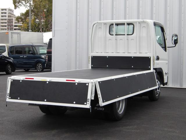 キャンター 平ボディ 標準 10尺 2t積 5MT バックモニター 左電動格納ミラー 坂道発進 ETC2.0 レーダーセンサー アクティブサイドガードアシスト 前方認識カメラ インジゲーターランプ スマートキー(12枚目)