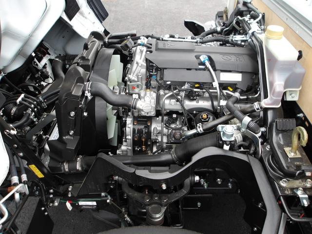 キャンター 平ボディ 標準 10尺 2t積 5MT バックモニター 左電動格納ミラー 坂道発進 ETC2.0 レーダーセンサー アクティブサイドガードアシスト 前方認識カメラ インジゲーターランプ スマートキー(18枚目)