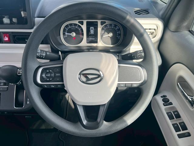 ムーヴキャンバス ストライプスG 両側電動スライドドア ETC2.0 オーディオレス パノラマモニターレンズ付 衝突軽減 車線逸脱警報 アイドリングスットプ ソナー ステアリングスイッチ ホッとカップホルダー スマートキー(13枚目)