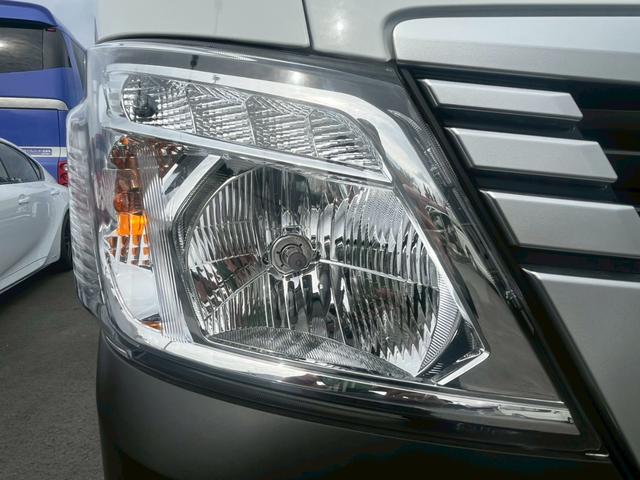 NV350キャラバンバン ロングDX 登録済未使用車 3人乗 5ドア 低床 衝突軽減システム オートライト オートハイビーム バックカメラ 両側スライドドア キーレス ダブルエアバック エアコン パワステ パワーウィンドウ 取説 保証書(9枚目)