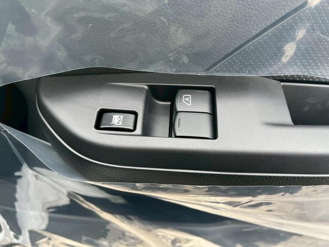 NV350キャラバンバン ロングDX 登録済未使用車 3人乗 5ドア 低床 衝突軽減システム オートライト オートハイビーム バックカメラ 両側スライドドア キーレス ダブルエアバック エアコン パワステ パワーウィンドウ 取説 保証書(20枚目)