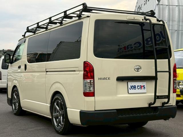 ハイエースバン 　ワンオーナー　トヨタセーフティセンス　純正ＳＤナビ　フルセグ　全方位　デジタルインナーミラー　ＥＴＣ２．０　オグショーベットキット　オグショー２ｎｄリクライニングシート　エセックスフロントスポイラー（8枚目）