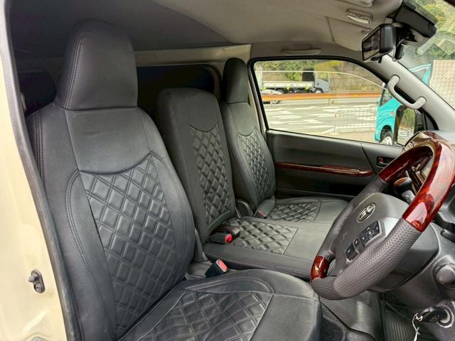 ハイエースバン 　ワンオーナー　トヨタセーフティセンス　純正ＳＤナビ　フルセグ　全方位　デジタルインナーミラー　ＥＴＣ２．０　オグショーベットキット　オグショー２ｎｄリクライニングシート　エセックスフロントスポイラー（20枚目）