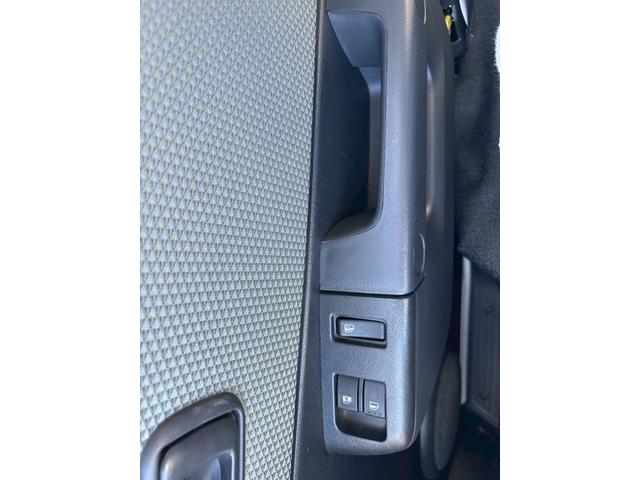 タウンエースバン ＧＬ　社外メモリーナビ　衝突軽減　パートタイム４ＷＤ　プライバシーガラス　ＬＥＤヘッドライト　リアヒーター　バックフォグ　車線逸脱警報　アイドリングストップ　オートハイビーム　キーレス　集中ドアロック（32枚目）