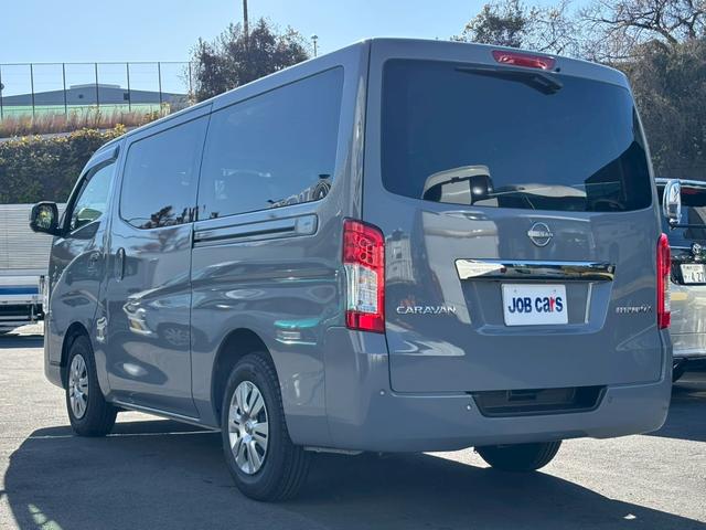 キャラバン ロンググランドプレミアムＧＸ　登録済未使用車　衝突軽減　片側電動スライドドア　インテリジェントミラー　リヤクーラー　リヤヒーター　スマートキー　電動格納ミラー　オートライト　ＬＥＤ　ＥＳＣ　フォグ　プッシュスタート　ドアバイザー（40枚目）