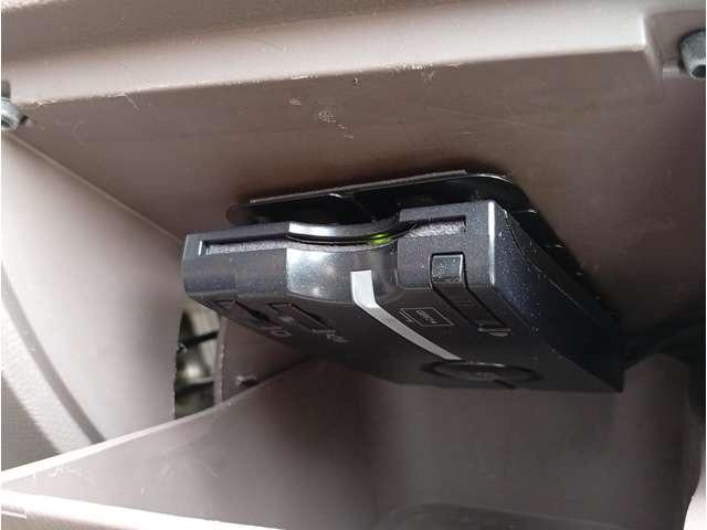 ＭＲワゴン Ｔ　ターボ／４ＡＴ／ナビ／ＥＴＣ／フォグ／オートエアコン／ベンチシート／フルセグ／電動格納ミラー／パワーウィンドウ／純正アルミ／スマートキー／（50枚目）