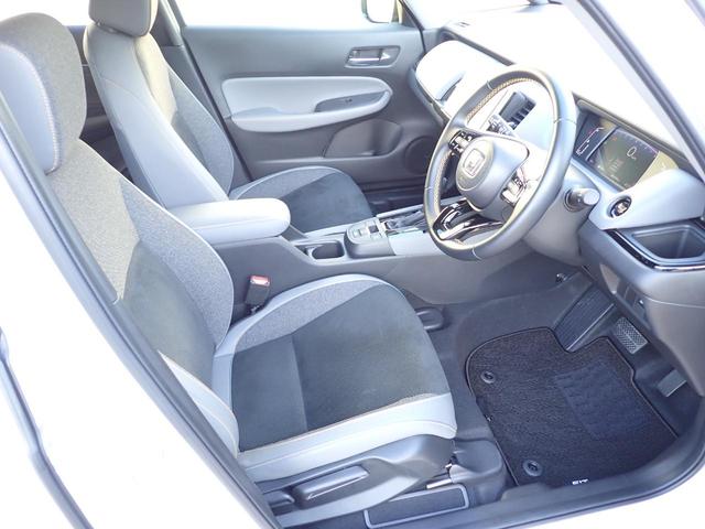 フィット RS 元デモカー 純正ディスプレイオーディオ Bluetoothオーディオ AppleCarPlay androidAUTORカメラ ETC LED 渋滞追従 前ドラレコ アームレスト 革巻きハンドル(16枚目)