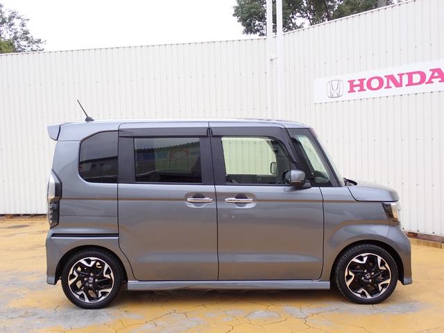 N-BOXカスタム G・EXターボホンダセンシング 純正8インチナビ CD録音 DVD再生 フルセグTV Bluetoothオーディオ 両側パワースライドドア Rカメラ ETC 助手席シートバックテーブル シートヒーター 革巻きハンドル(11枚目)